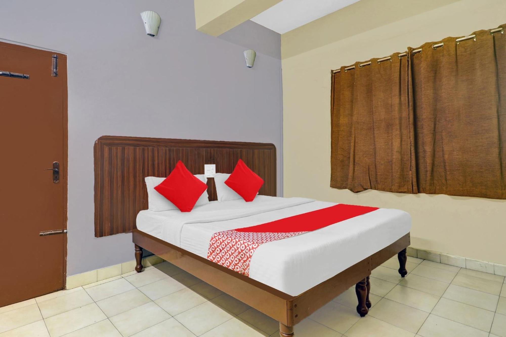 Hotel O Hrr Hotels Near Paradise Circle Secunderabad Bagian luar foto
